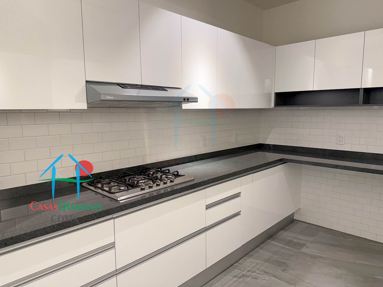 Las Aguilas Ursus AJA - Cocina 4 Las Aguilas Ursus AJA - Cocina 4